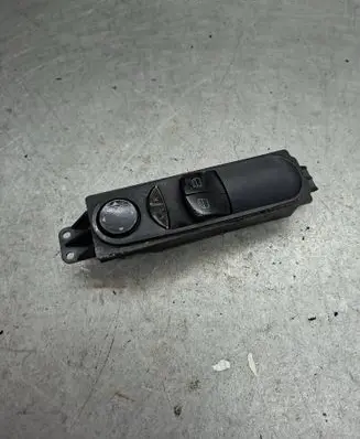 Mercedes-Benz Sprinter W906 Electric window control switch A9065451213 M2833323