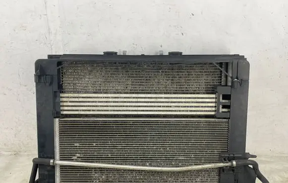 BMW 7 F01 F02 F03 F04 Radiator set 7576825