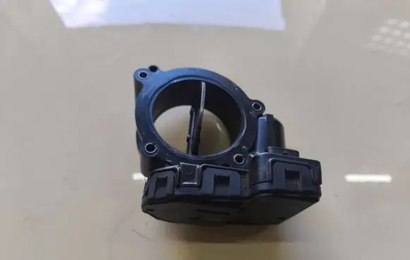 Mercedes-Benz E W212 Throttle valve A6510900470 0280750573 DK0040