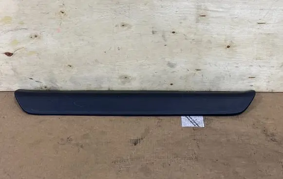 Audi Q3 8U Front sill trim cover 8U0853372 1512161403 VVC1611