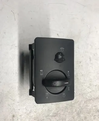 Ford Focus Light switch 7M5T13A024MA