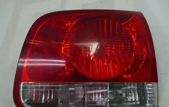 Volkswagen Touareg I Tailgate rear/tail lights