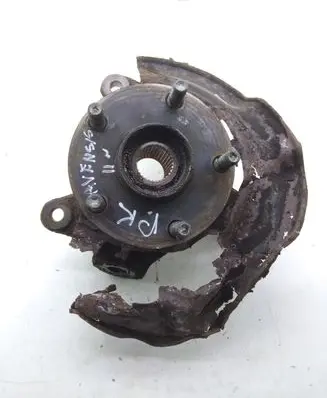 Toyota Avensis T270 Front wheel hub