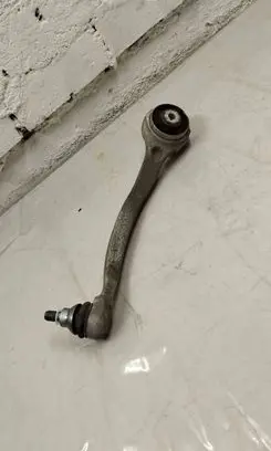 Mercedes-Benz C W205 Front lower control arm/wishbone A20506