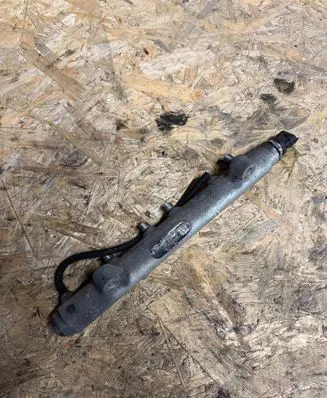 Honda Civic Fuel main line pipe 16610RSRE01