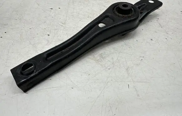 Skoda Superb B8 (3V) Engine mount bracket 5Q0199855N
