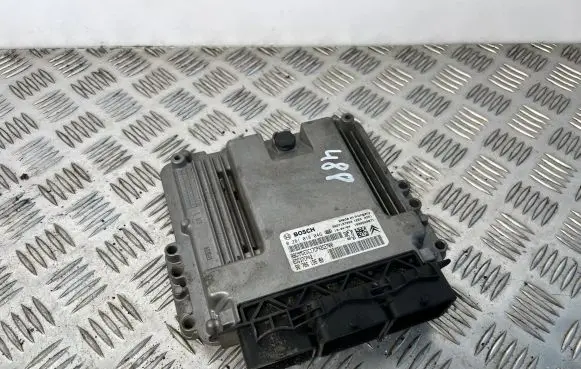 Citroen C5 Engine control unit/module 0281018046