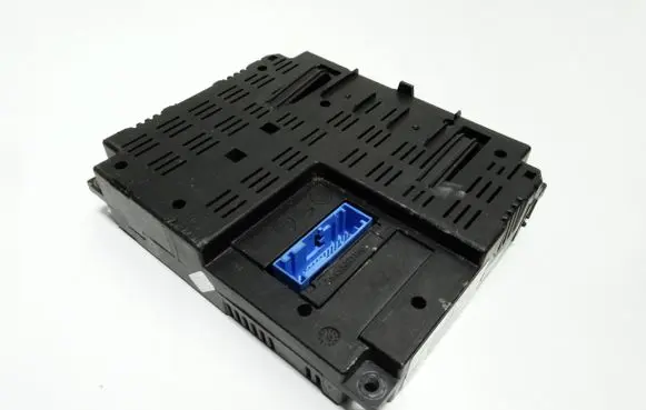 Fiat 500 Comfort/convenience module 51857617 E24031478 BWD4AVL20