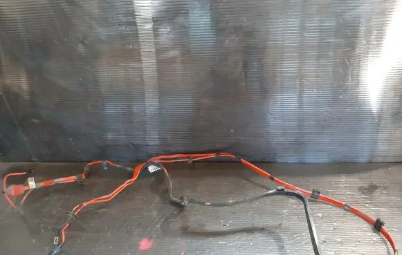 BMW 4 F32 F33 Positive cable (battery) 9348762