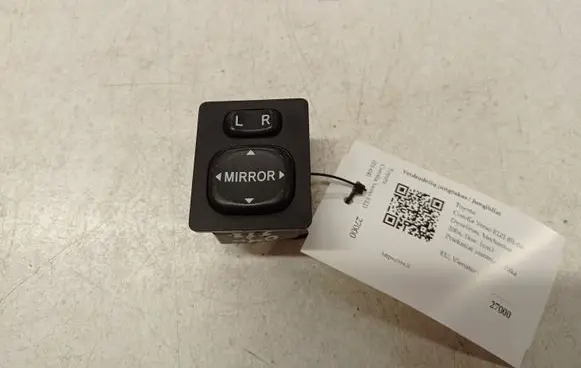 Wing mirror switch