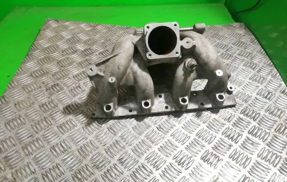 Opel Astra H Intake manifold 55351718