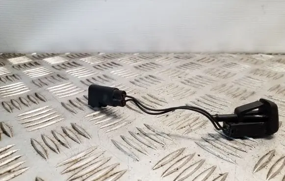 Ford Mondeo MK V Windshield washer spray nozzle B630B