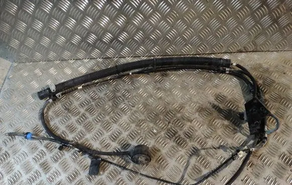 Mercedes-Benz S W222 Engine coolant pipe/hose