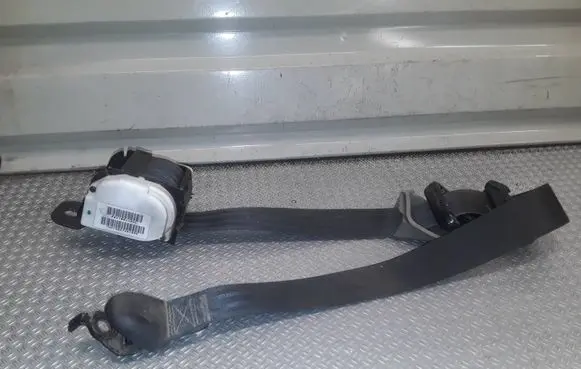 Chrysler Voyager Front seatbelt P0XT881J3AC