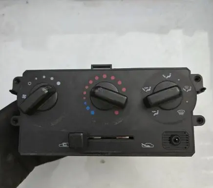 Nissan Micra Climate control unit 7040030720