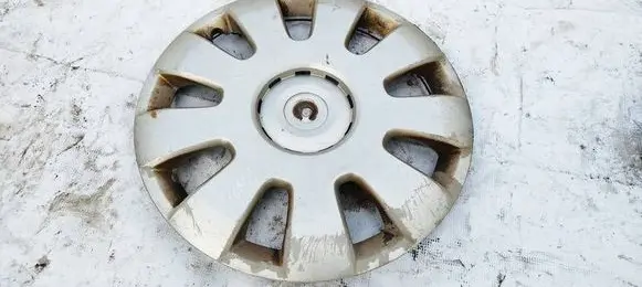 Skoda Octavia Mk2 (1Z) R15 wheel hub/cap/trim 1Z0601147