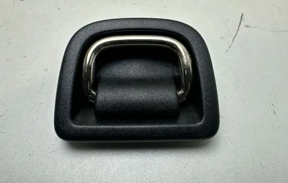 Audi A3 S3 8V Tie down hook / loop 8V0863503B