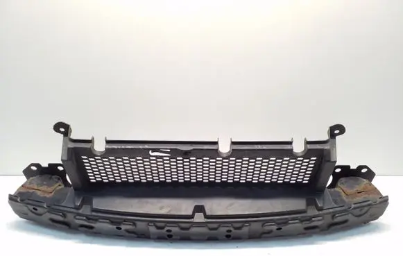 Chrysler Town & Country V Front bumper cross member