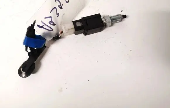Mitsubishi Outlander Brake pedal sensor switch