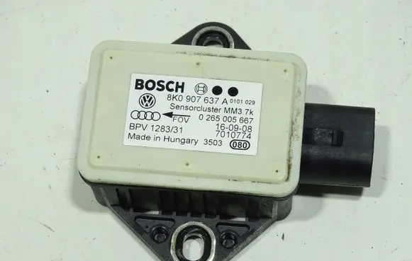 Audi A4 S4 B8 8K ESP acceleration yaw rate sensor 8K0907637A