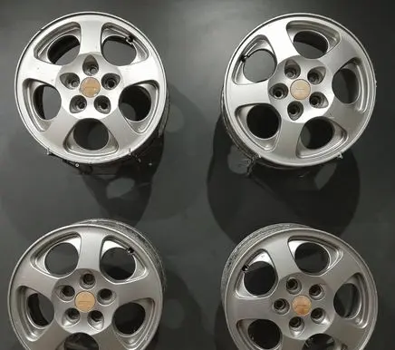Mitsubishi Galant R16 alloy rim SL1367