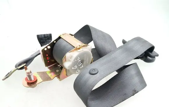 Hyundai Trajet Rear seatbelt 898103A010 898203A010