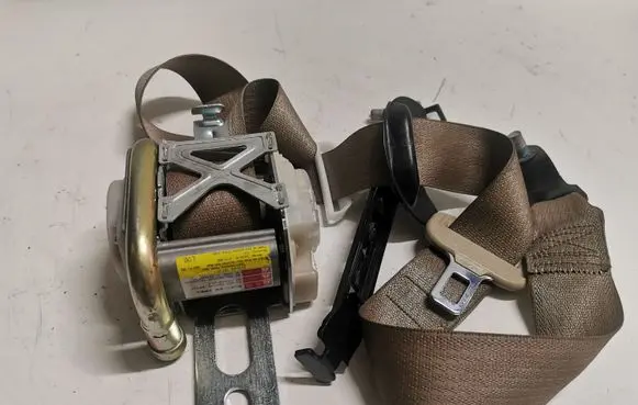 Dodge Durango Front seatbelt P5XY261L1AB