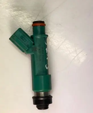 Toyota Camry Fuel injector 232500H030 014082828 8HLIU