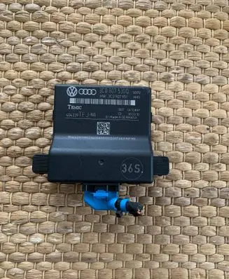 Volkswagen PASSAT B6 Gateway control module 3C0907530Q 404339 3C0907951