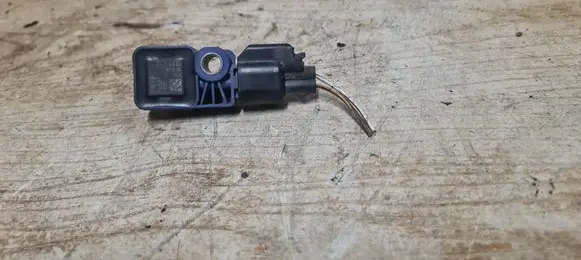 Volvo C30 Airbag deployment crash/impact sensor 31264410