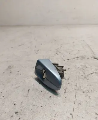 Ford S-MAX Front door lock (next to the handle) 