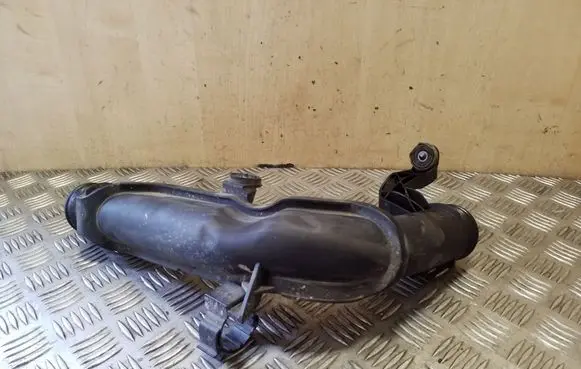 Volkswagen Caddy Intercooler hose/pipe 1K0145770AE