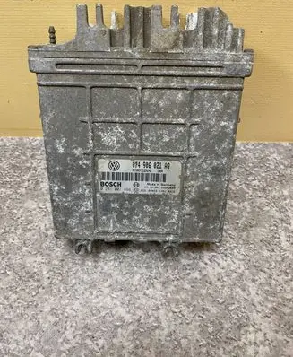 Volkswagen II LT Engine control unit/module 074906021AQ 0281001888