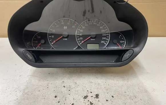 Alfa Romeo 166 Speedometer (instrument cluster) 156021034 6028479903