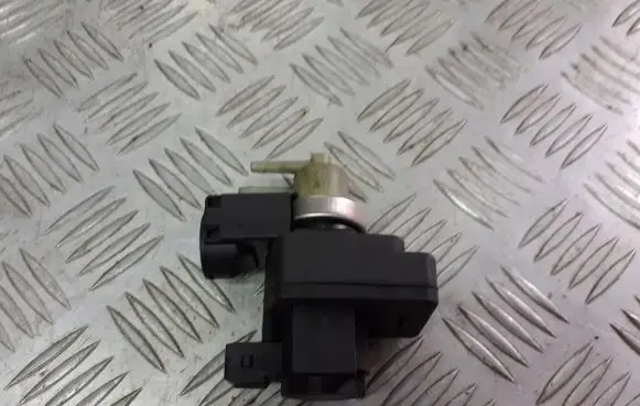 Renault Vel Satis Valve vacuum 