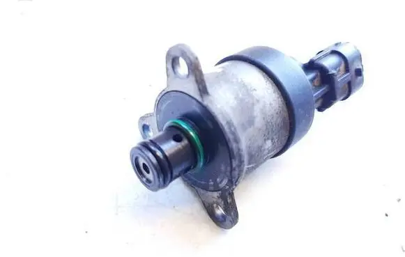 Toyota Yaris Fuel pressure sensor 0928400606