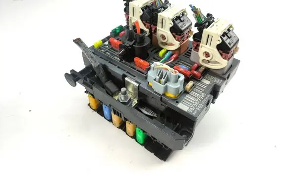 Citroen C5 Fuse box set 9675877980