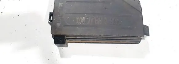 SsangYong Kyron Fuse box cover