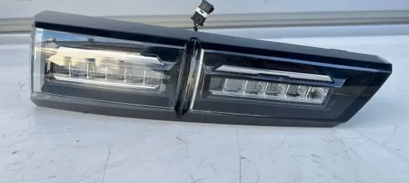 Peugeot 308 SW Headlights/headlamps set 9835300580