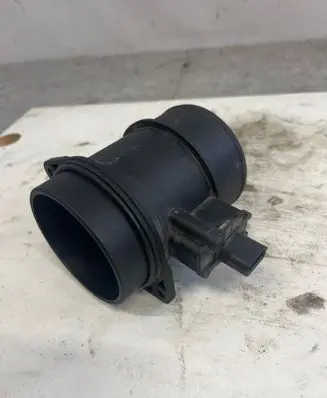 Renault Master III Mass air flow meter 226807131R 93450753