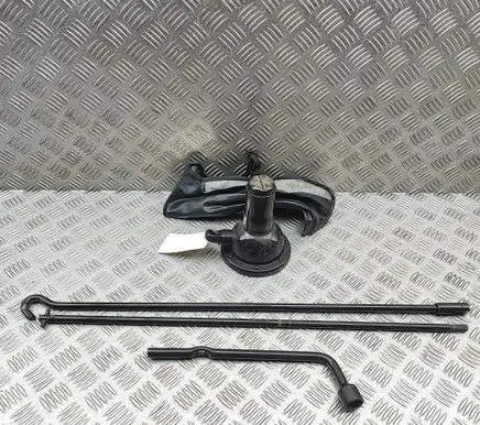 Ford Ranger Lift Jack XM3417080BB 2M3417005CA
