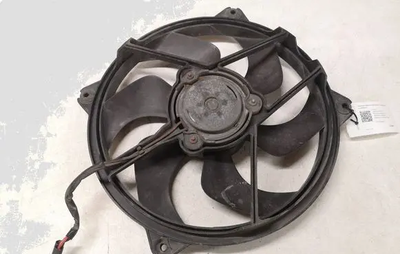 Citroen C4 I Picasso Electric radiator cooling fan