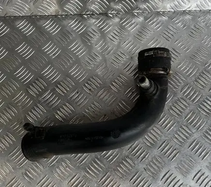 Volvo XC70 Air intake hose/pipe 30714480