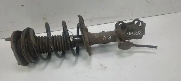 Toyota Auris 150 Front shock absorber/damper