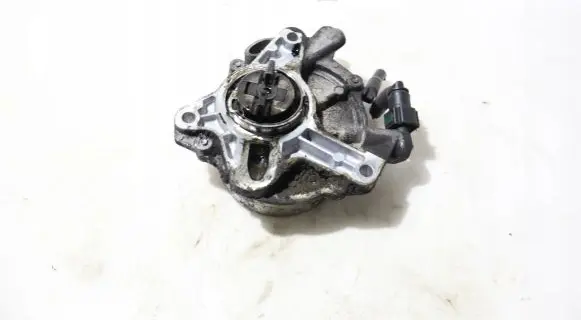Ford C-MAX II Vacuum pump