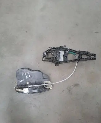 BMW 3 F30 F35 F31 Front door lock 7229461 A053702