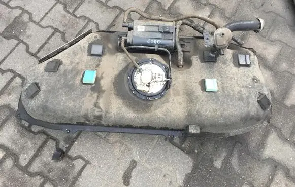 KIA Rio Fuel tank 