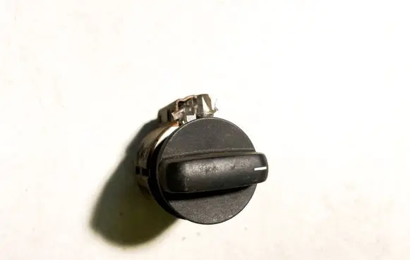 BMW 5 E39 Light switch 8363684
