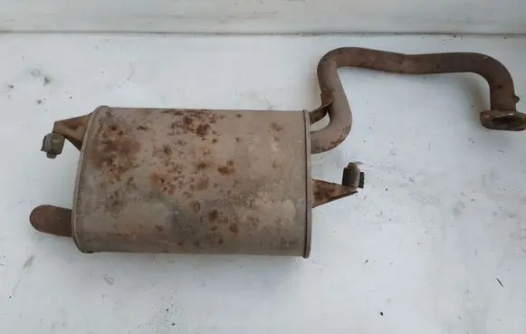 Toyota Avensis T250 Muffler/silencer 10016