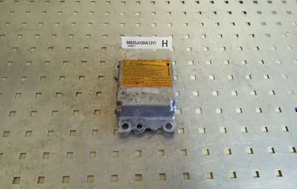 Nissan X-Trail T31 Airbag control unit/module 98820JH30A